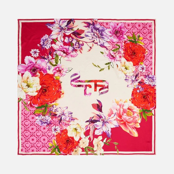 CAMILLA “Kiss and Tell” large silk square scarf top headwrap belt sarong wrap - Picture 1 of 4